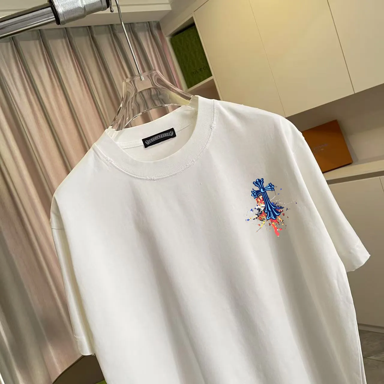 🅿️190 ch Crow* 2025 summer new style, washed, distressed, spray-painted, Sanskrit cross print, short-sleeved T-shirt, customized fabric 320g, same style for men and women, size: S M L XL XXL five sizes, color: black, white, gradient black, gradient red